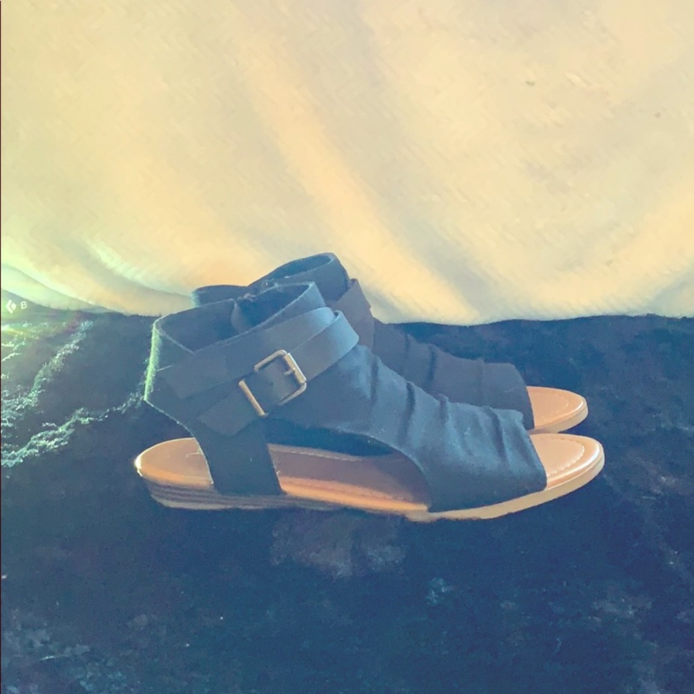 Woman’s sandals